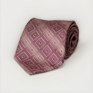 Valentino Italy Men’s Silk Tie Pink Geometric Pattern – Classic Vintage Style